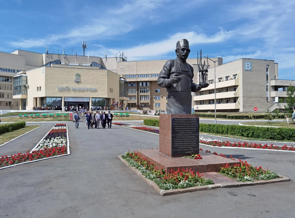 🩺 Врачи Центра Илизарова обследуют позвоночник и суставы курганских учителей