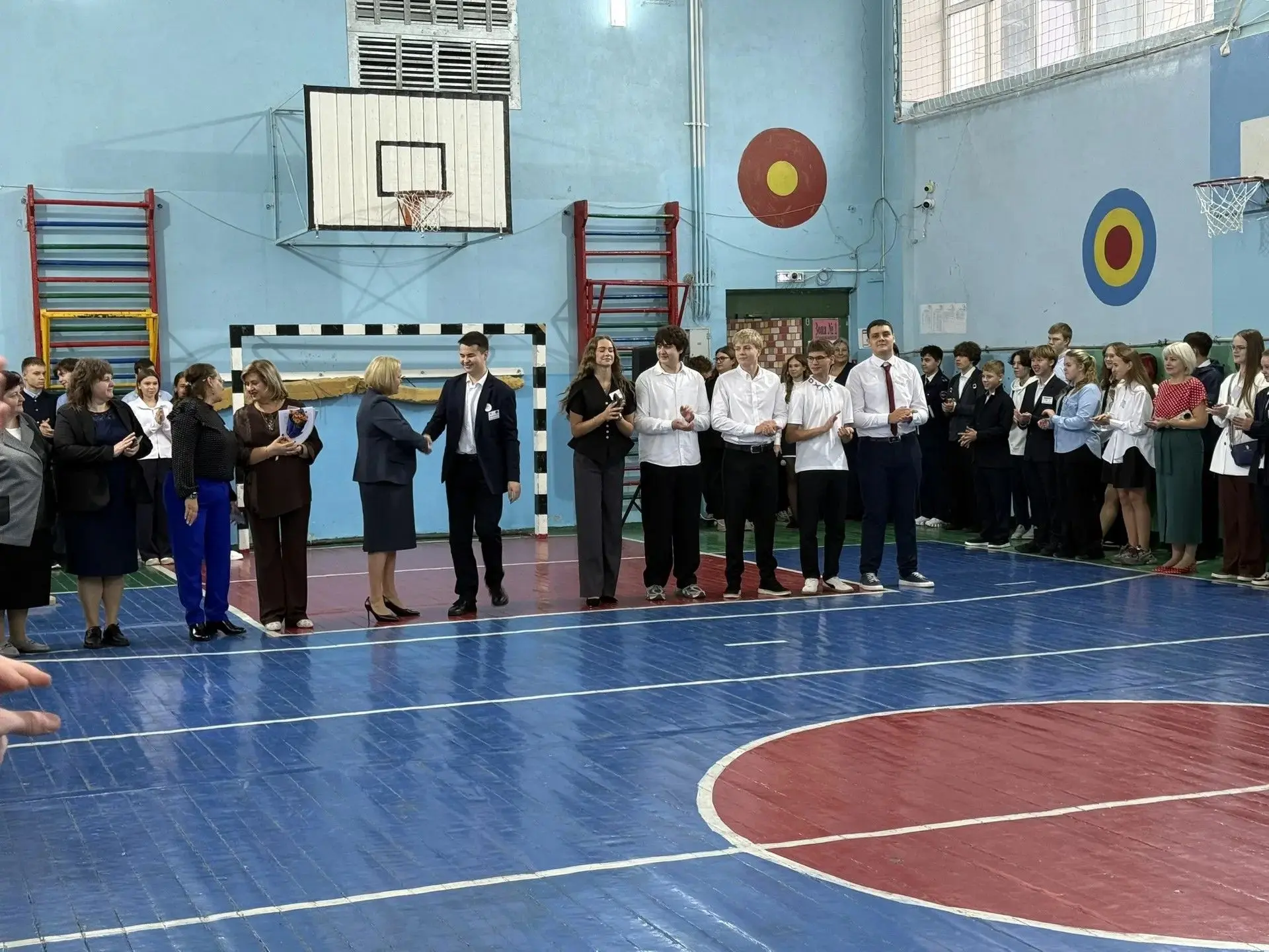 🎉 День Учителя прошел, а эмоции остались!