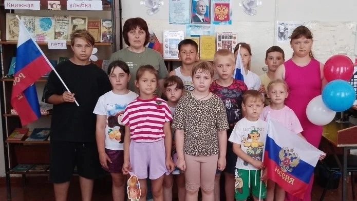#МордовскийМуниципальныйОкруг
#ДеньРоссии
В Лавровской библиотеке-филиале совместно с Малолавровским