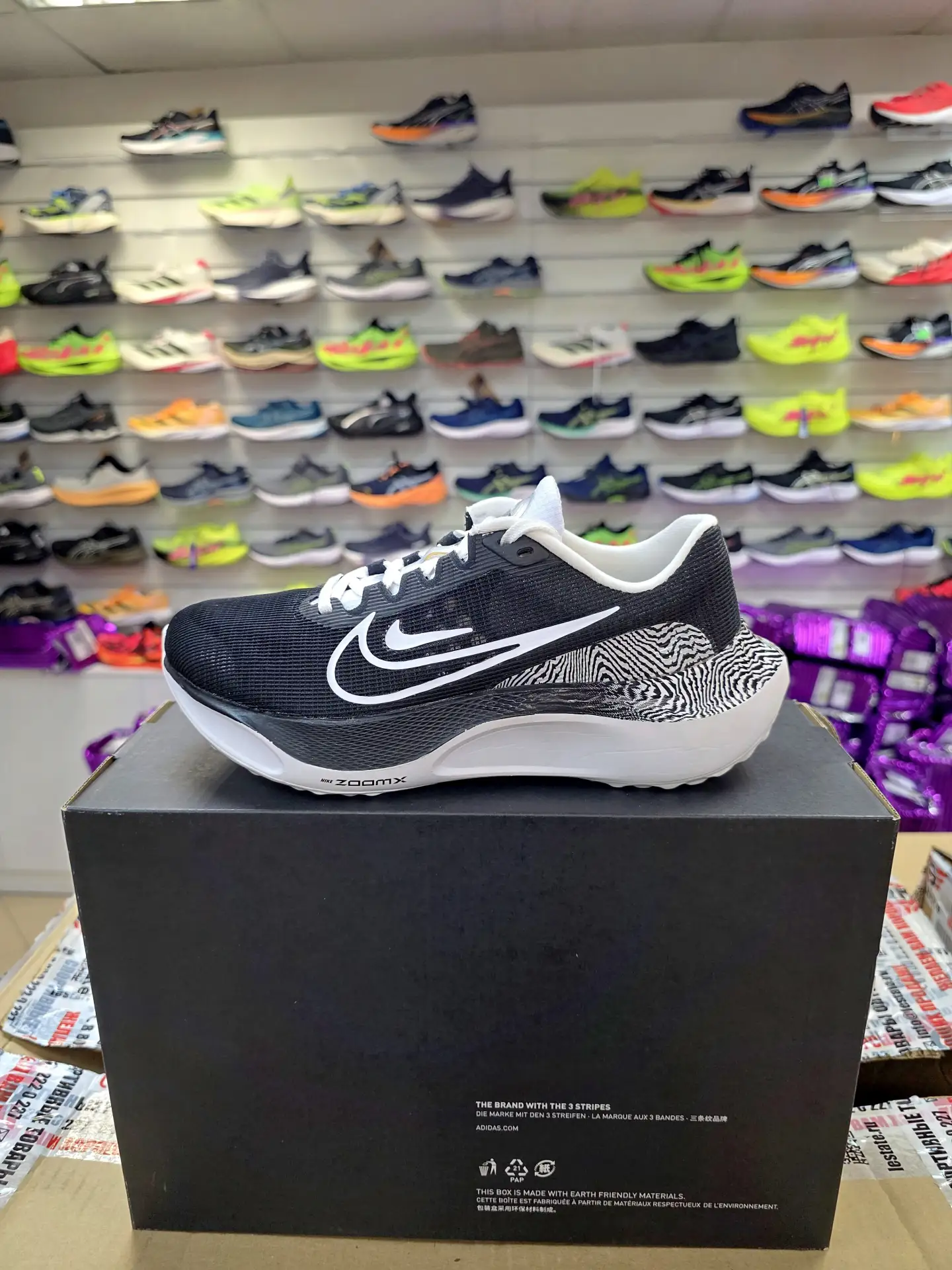 1) Nike Zoom Fly 5
2) Nike Pegasus 42
3) Nike Pegasus 41
4) Bmai Pace 6
5) Asics GT-1000 14 Gore-Tex