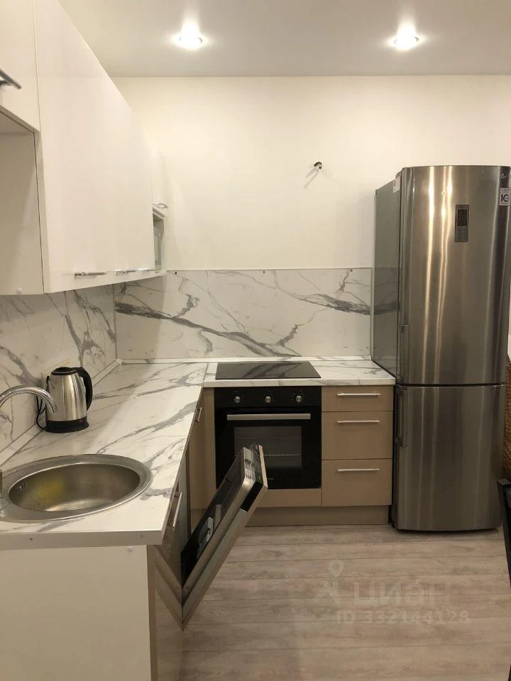 Сдам без посредников: 2-комнатная квартира, 45м²