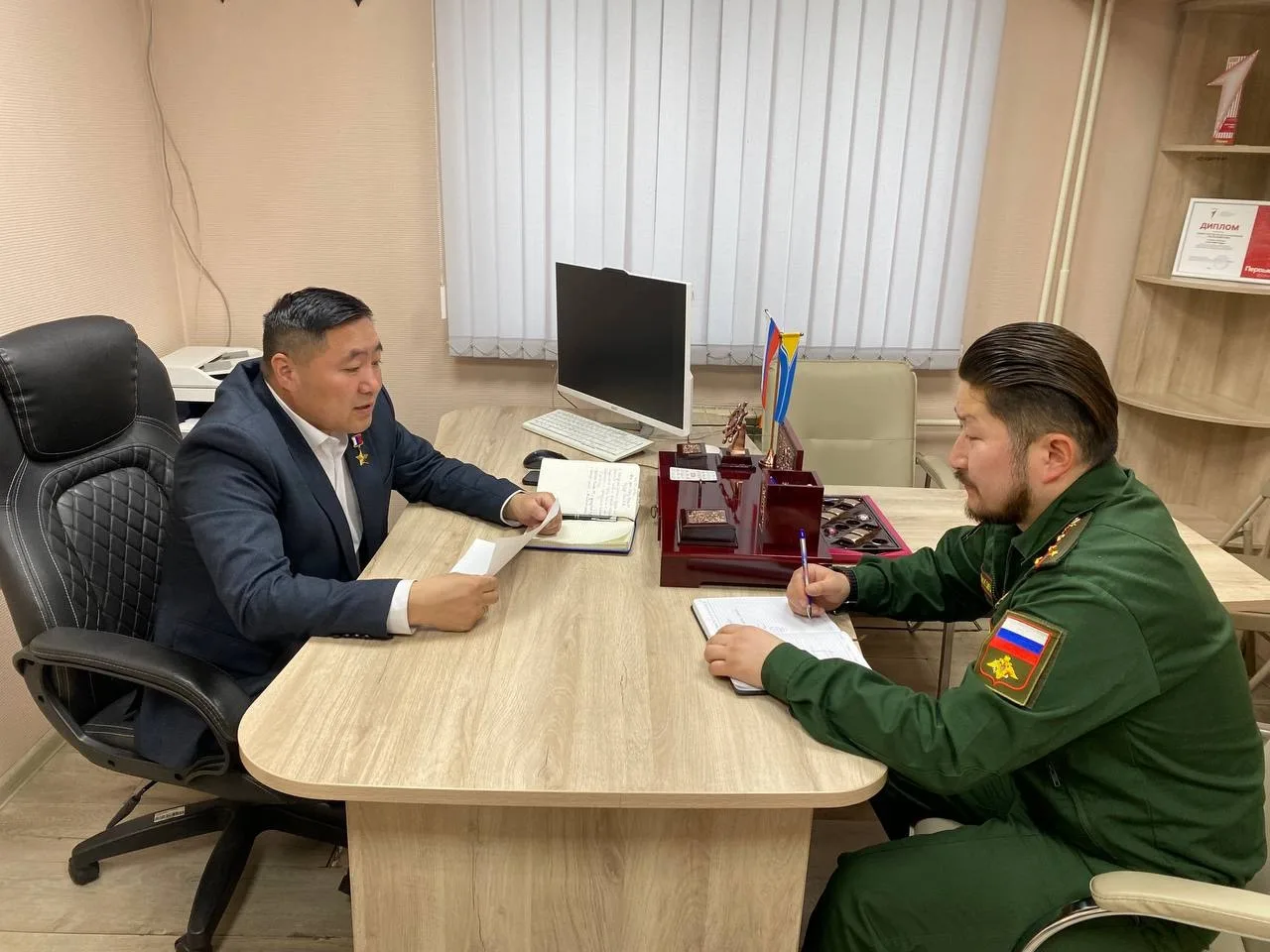 Кибербезопасность и молодежь: ТувГУ и Министерство по делам молодёжи обсудили механизмы защиты

Под 