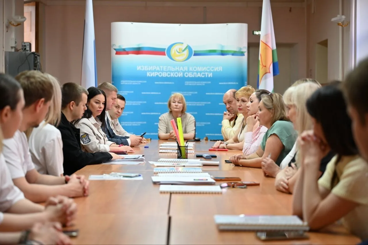 ⚡Команда ЛДПР сдала пакет документов для выдвижения на выборы в ОЗС