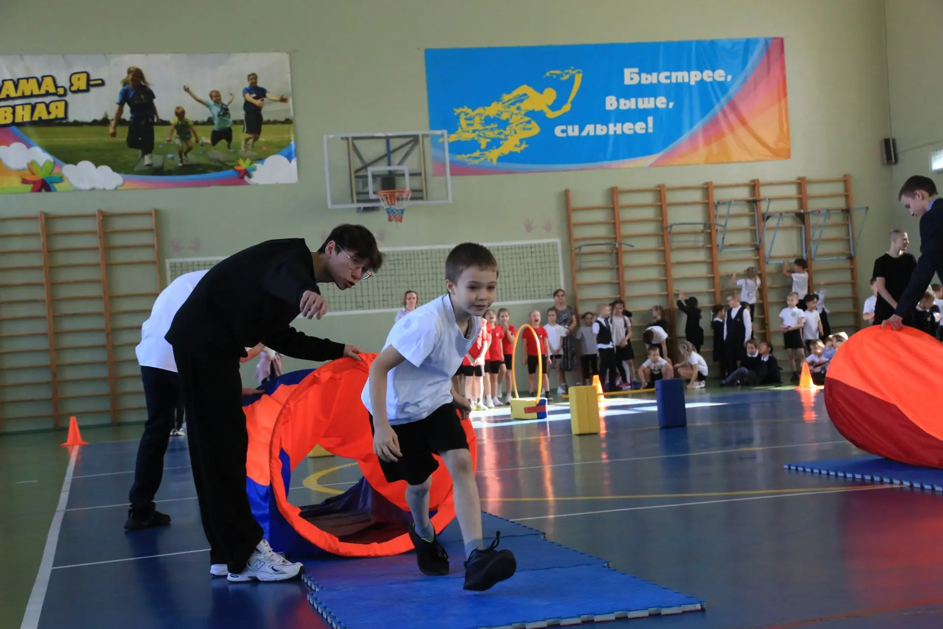 Завершение трека «Орлёнок – Спортсмен»!  У наших первоклассников прошли веселые старты, и это было п