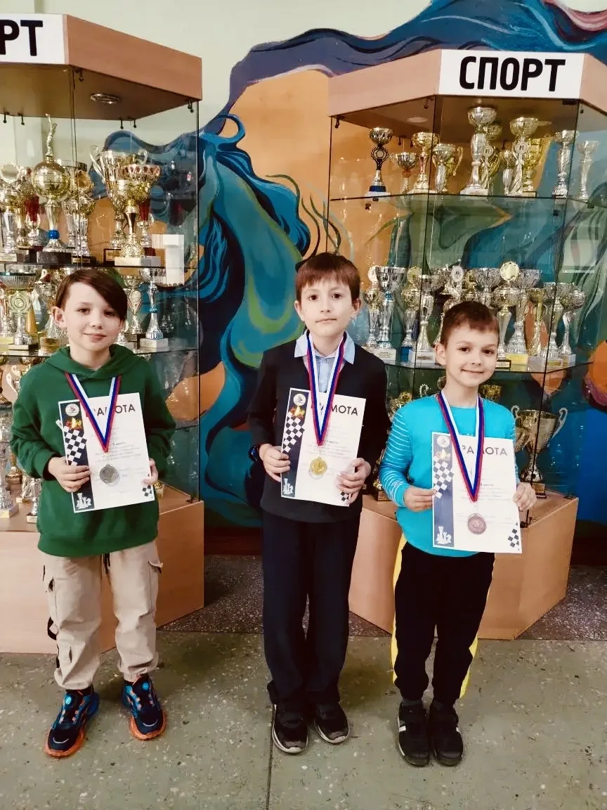🏆 «Весна Победы» — итоги турнира по шахматам! 🏆  Сегодня в гимназии завершился шахматный турнир «Вес