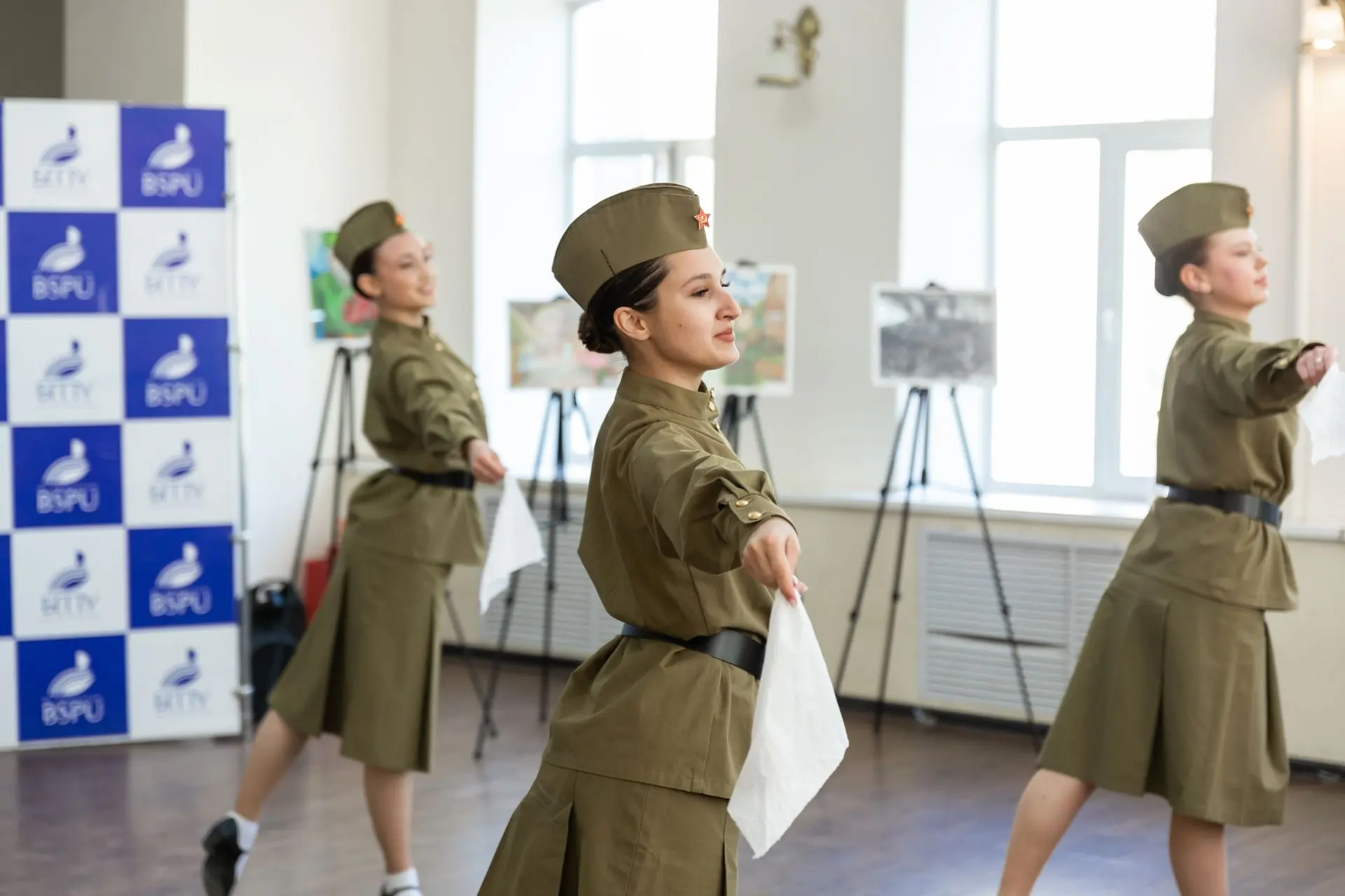 🎨 «Краски Великой Победы»: в Акмуллинском университете наградили юных художников  19 мая в БГПУ им. 