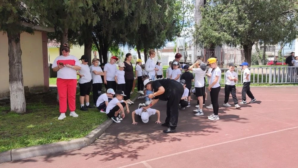 💪 БЫСТРЕЕ, ВЫШЕ, СИЛЬНЕЕ!  ✅На этой неделе учащиеся  МАОУ СОШ1 приняли активное участие в сдаче норм