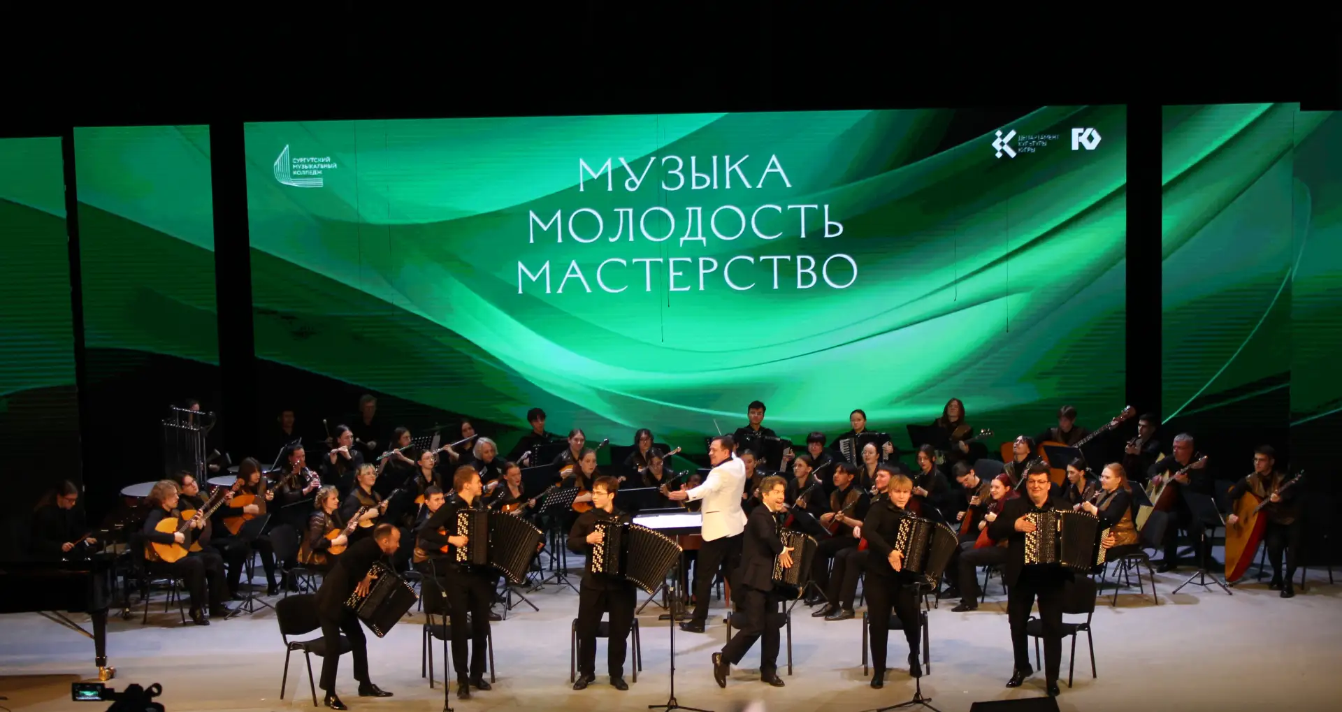 🎶 Музыка — это искусство, что не знает власти времени!