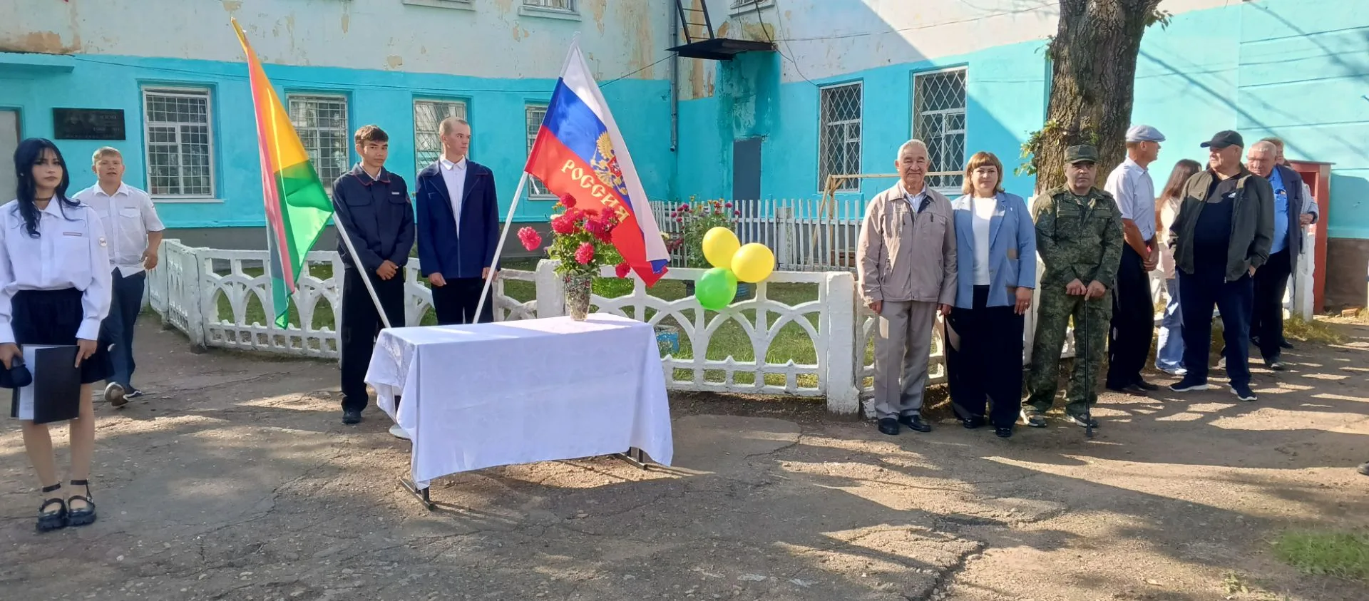 Торжественная линейка в Чернышевском филиале Шилкинского многопрофильного училища