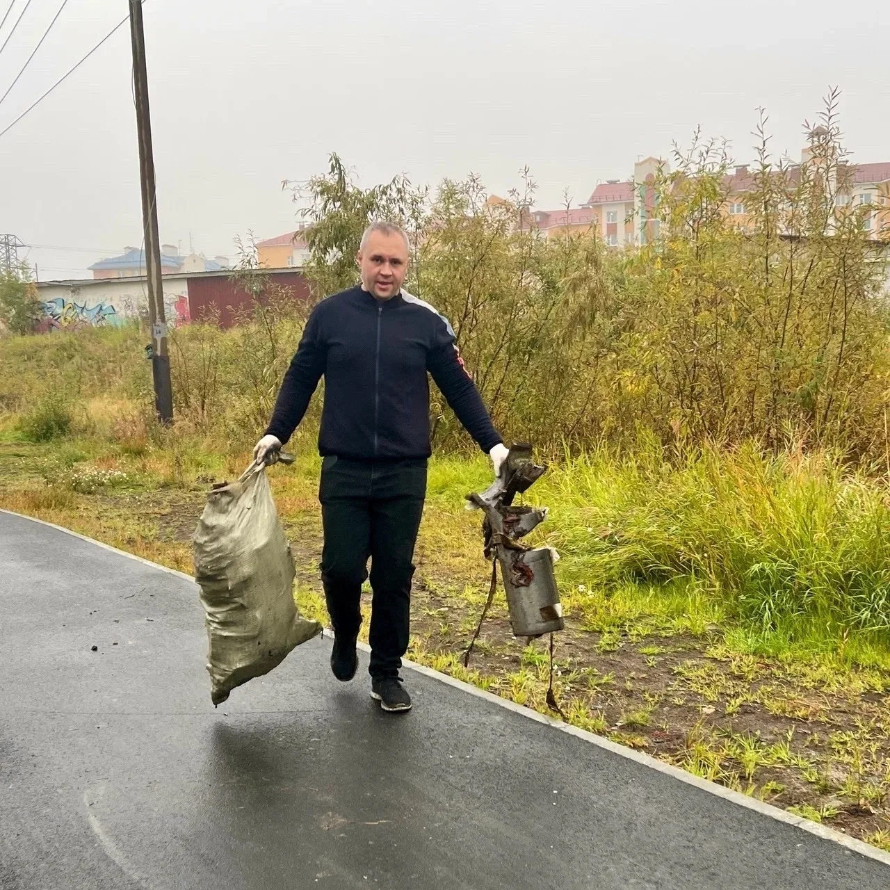 В Салехарде собрали 18 кубометров мусора