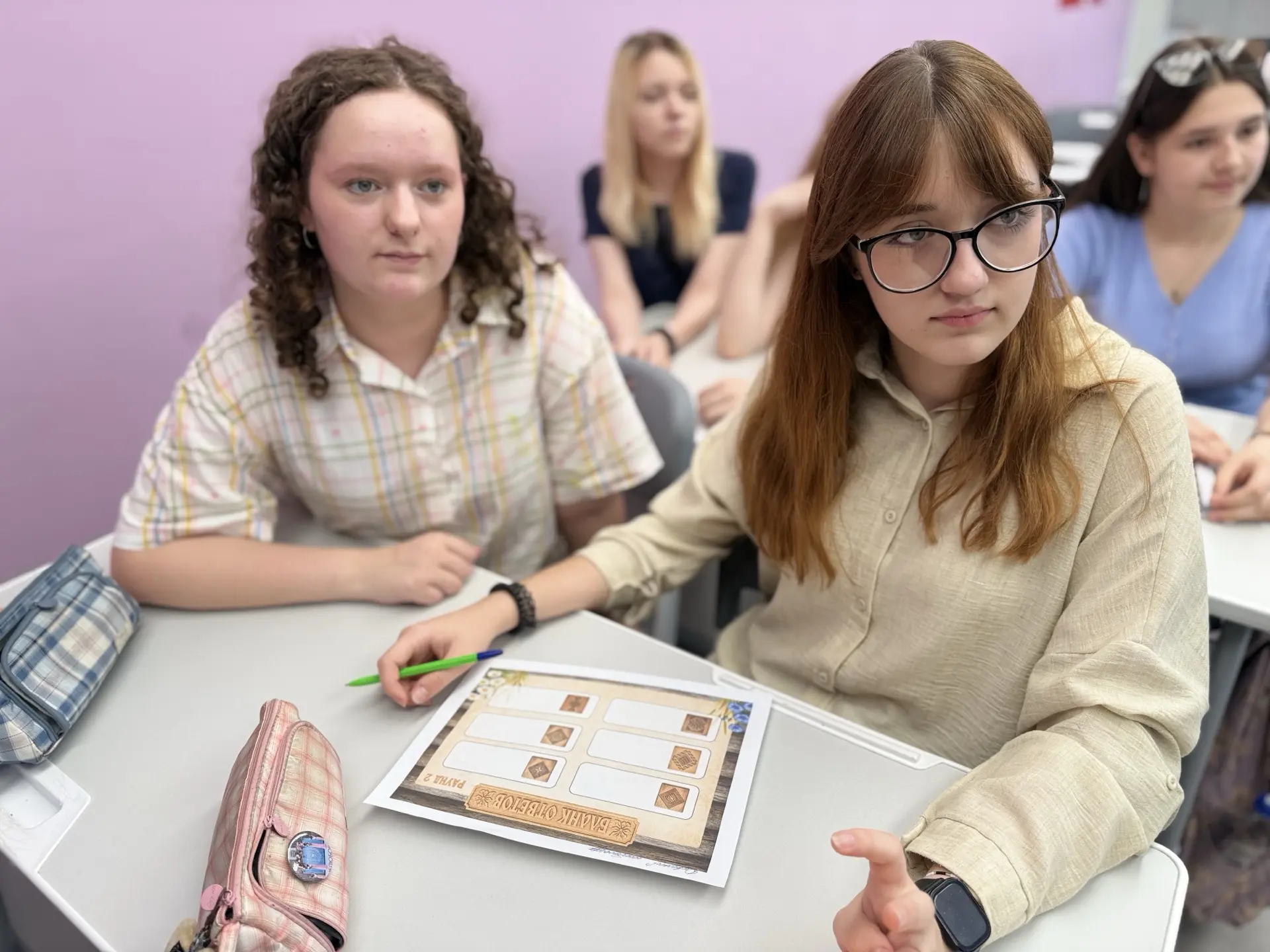 📜 От Аза до Ижицы: как 8 «В» погрузился в историю славянской письменности  В преддверии Дня славянск