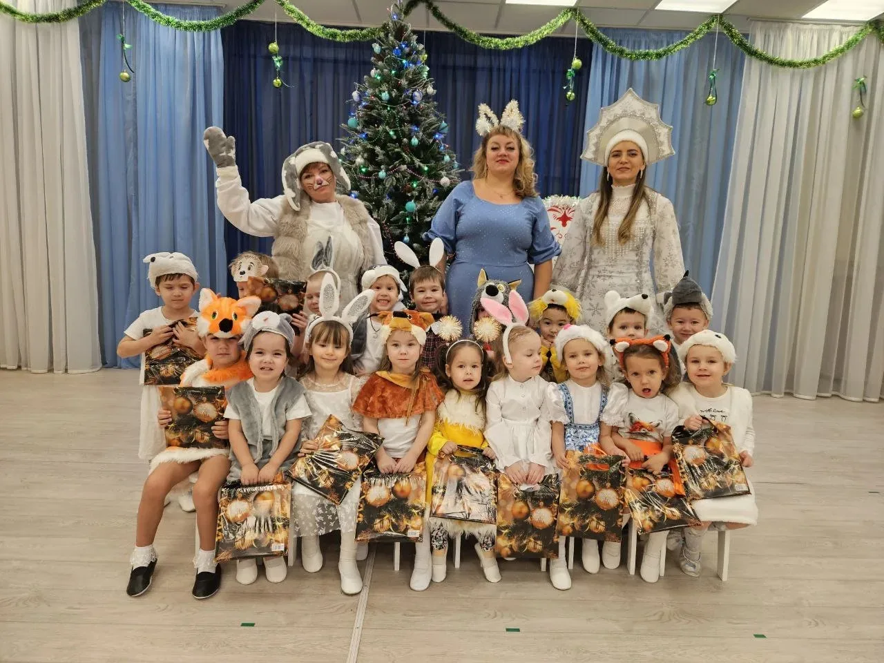 🎄Лесная сказка в музыкальном зале: ребята 3 группы встречали Новый Год🎄