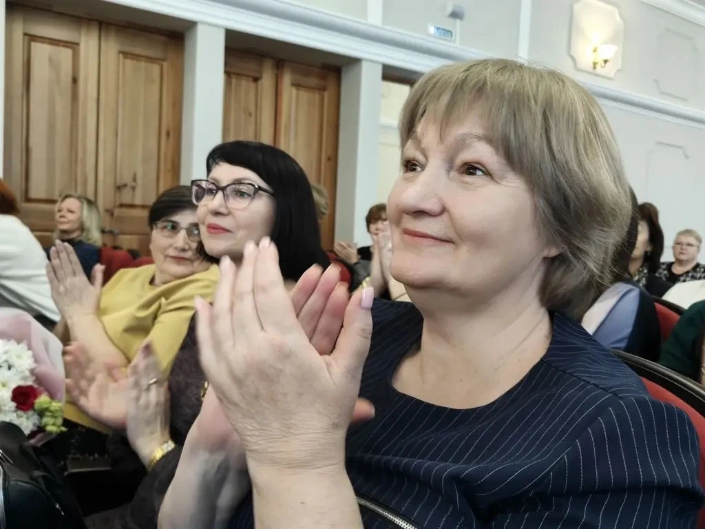 Сегодня в детской музыкальной школе №2 имени В.К. Мержанова с особой теплотой благодарили Аллу Никол