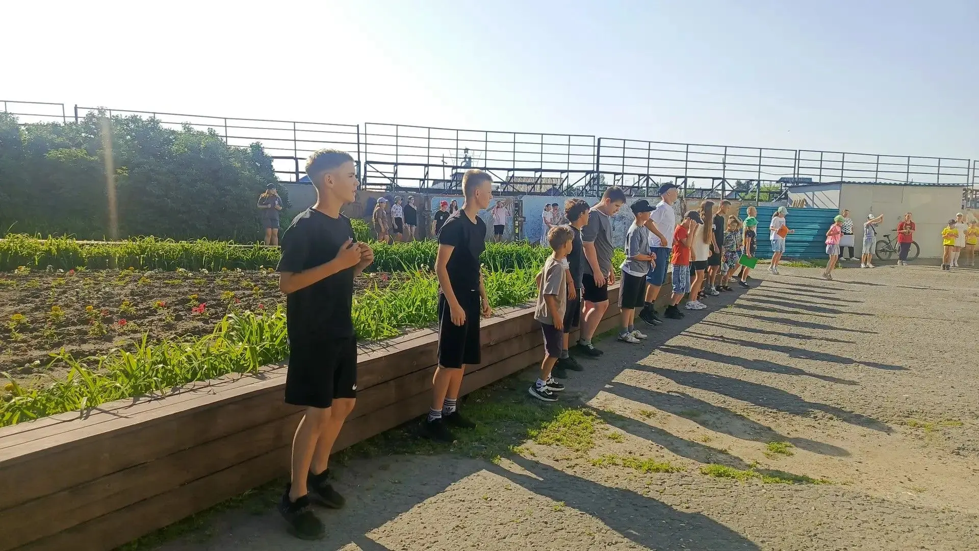 Во время второй смены в детском лагере, на базе Каменского многопрофильного центра, для...
