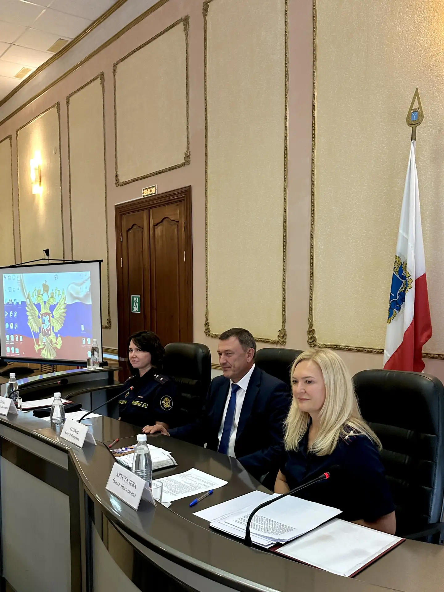 В Вольском районе обсудили проблемы и перспективы ресоциализации осуждённых и лиц, осво...