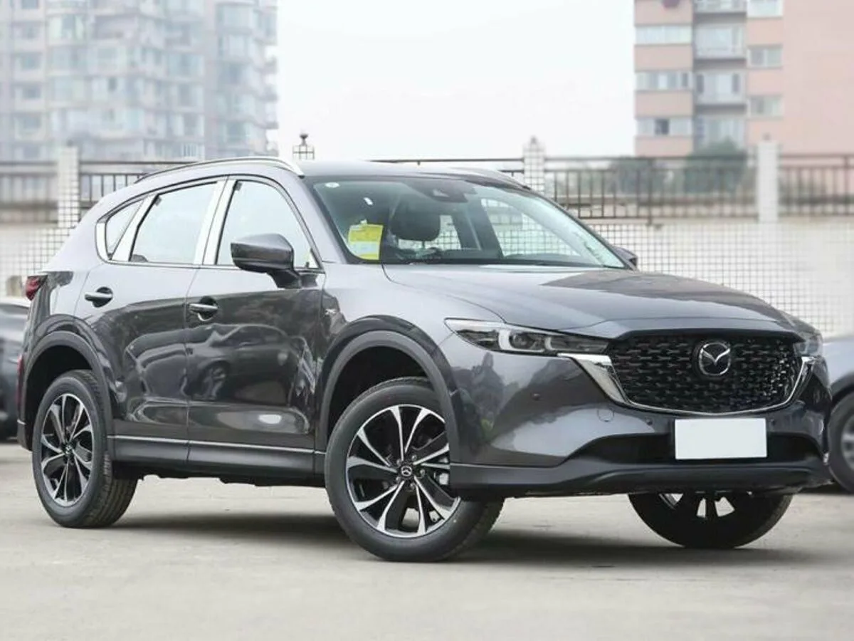 🚗🔥 В России внезапно подешевели Mazda, Kia и Toyota. Но давайте честно: это скидки или иллюзия эконо
