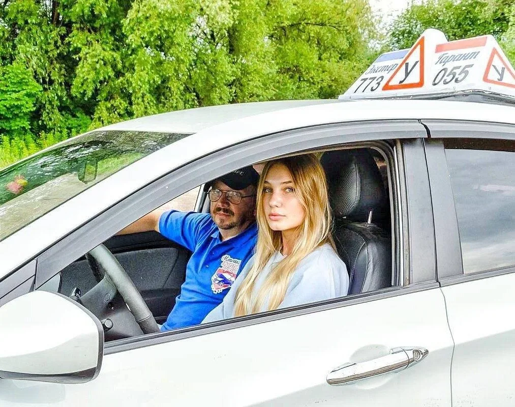 Обучение в автошколе «Эксперт-гранат» в Калининграде