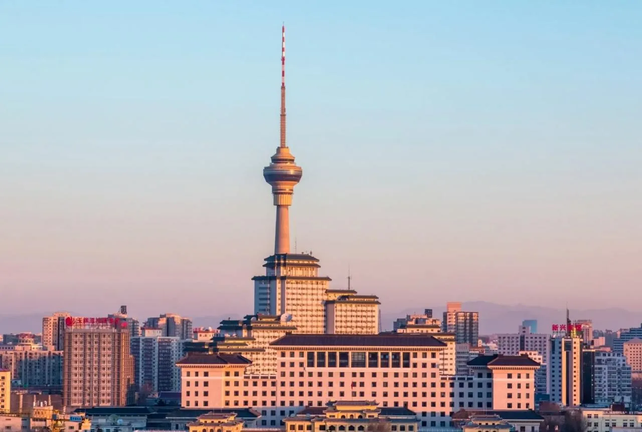 Пекинская телебашня, Китай 🇨🇳  🔹 Пекинская телебашня занимает 9 место по высоте среди всех телебашен