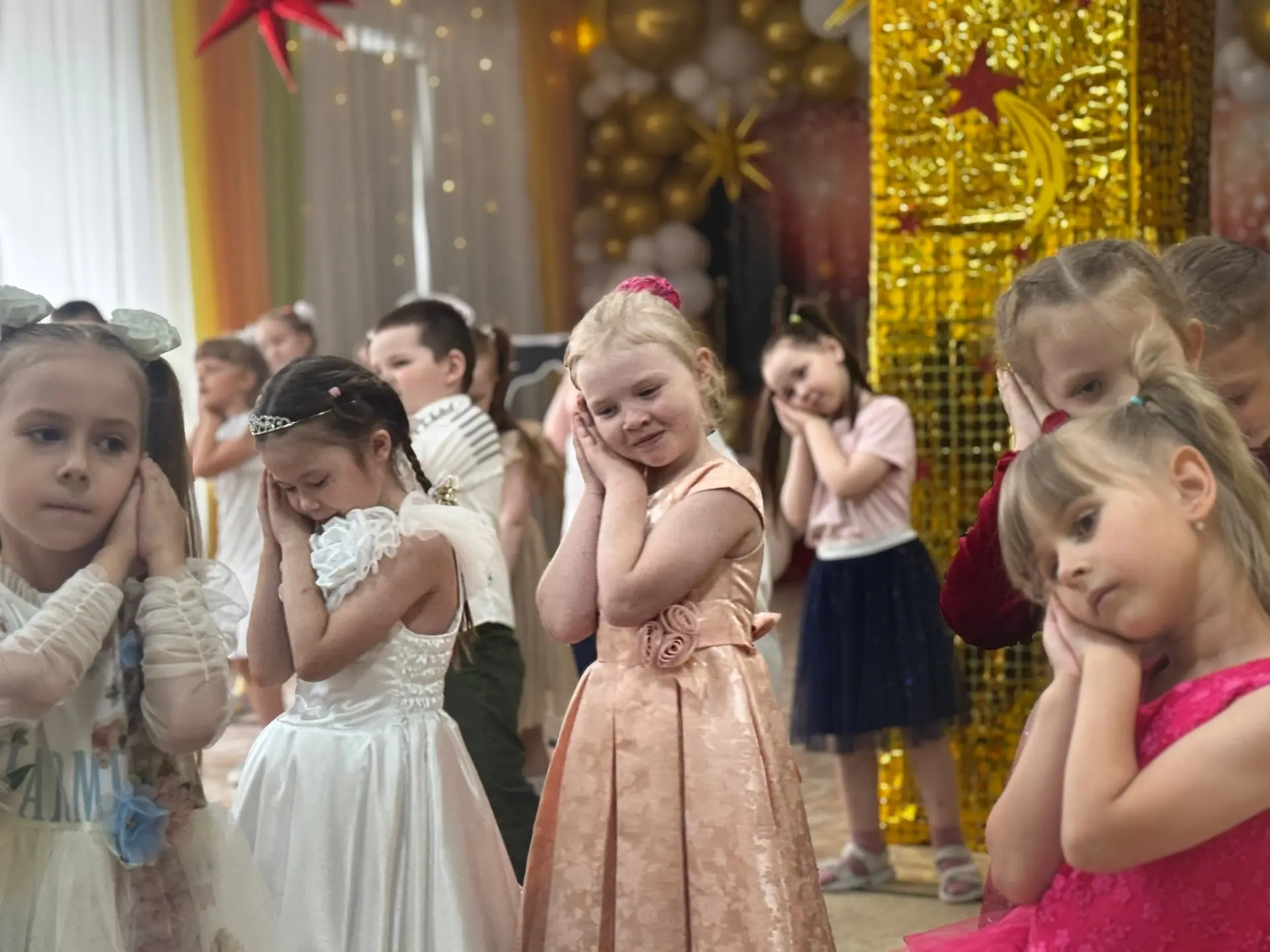 🎶 Сегодня в корпусе №4 с особым трепетом прошел концерт, посвященный нашим дорогим педагогам!  Наши 
