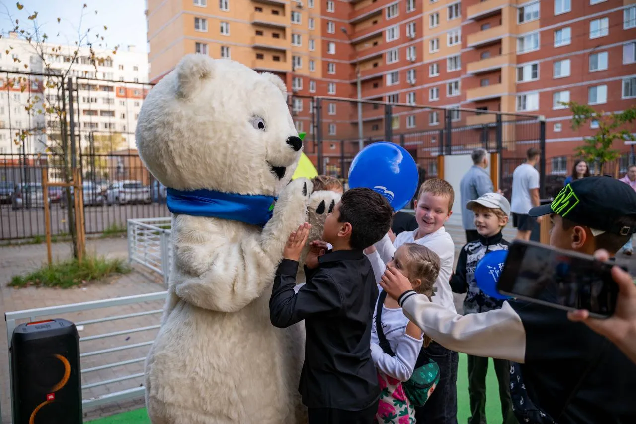 🎉 На Центральной, 17 открыли детскую площадку