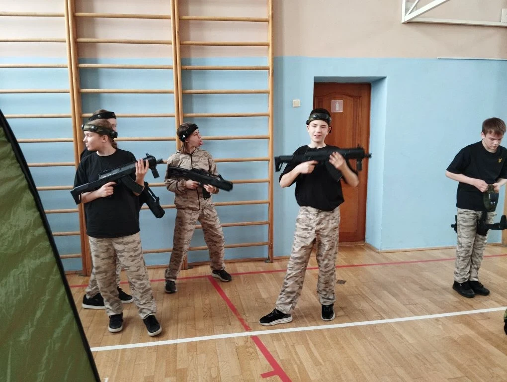 9 апреля прошел муниципальный этап Всероссийской военно-патриотической игры "Зарница 2.0". "Зарница 