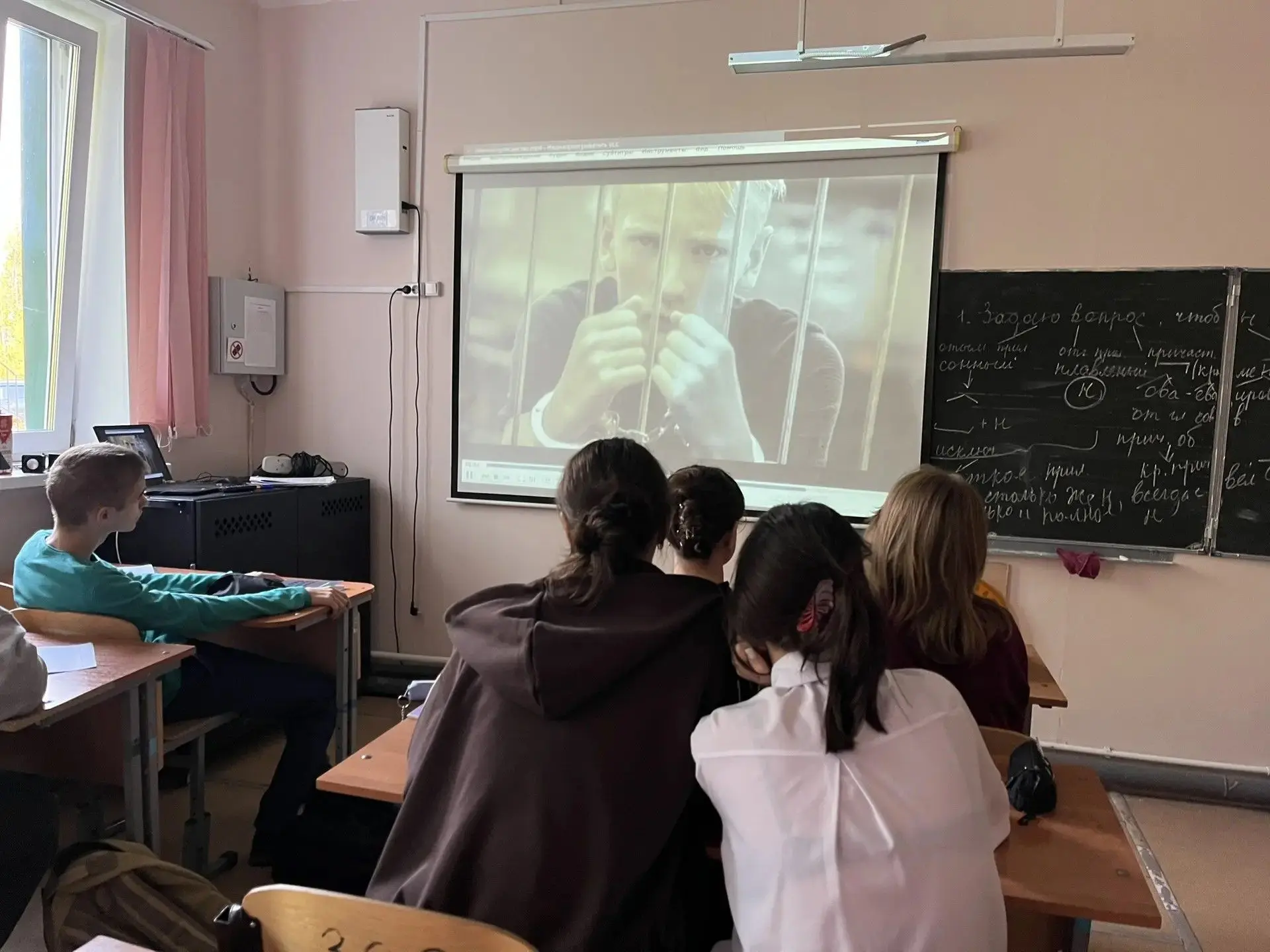 🚫 Хулиганство — это не круто. Это выбор, за который придётся отвечать.