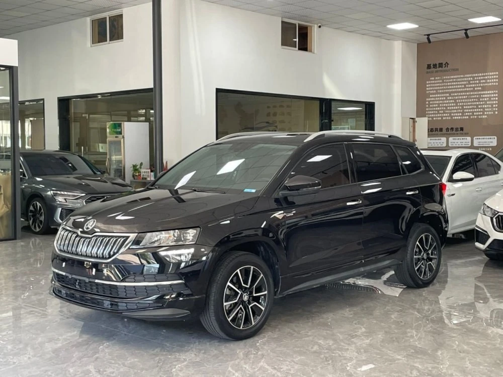 🚗 Skoda Karoq 2022