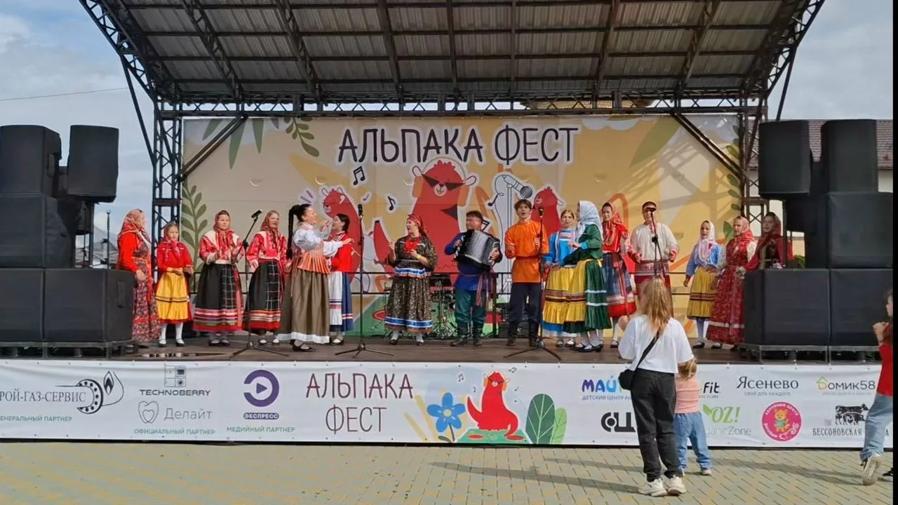 Образцовый фольклорный ансамбль «Веретенце»приняли участие в гостеприимном фестивале «А...