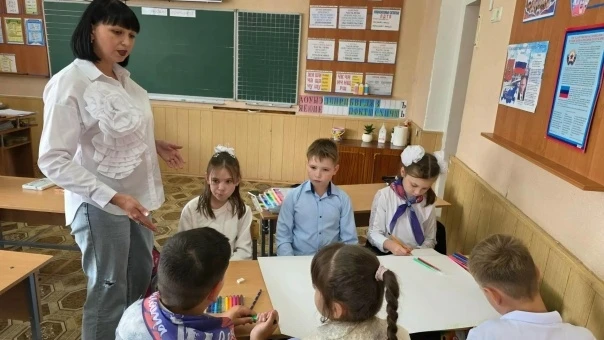 7 сентября в ГБОУ «Свердловский лицей №1» специалисты муниципального бюджетного учрежде...