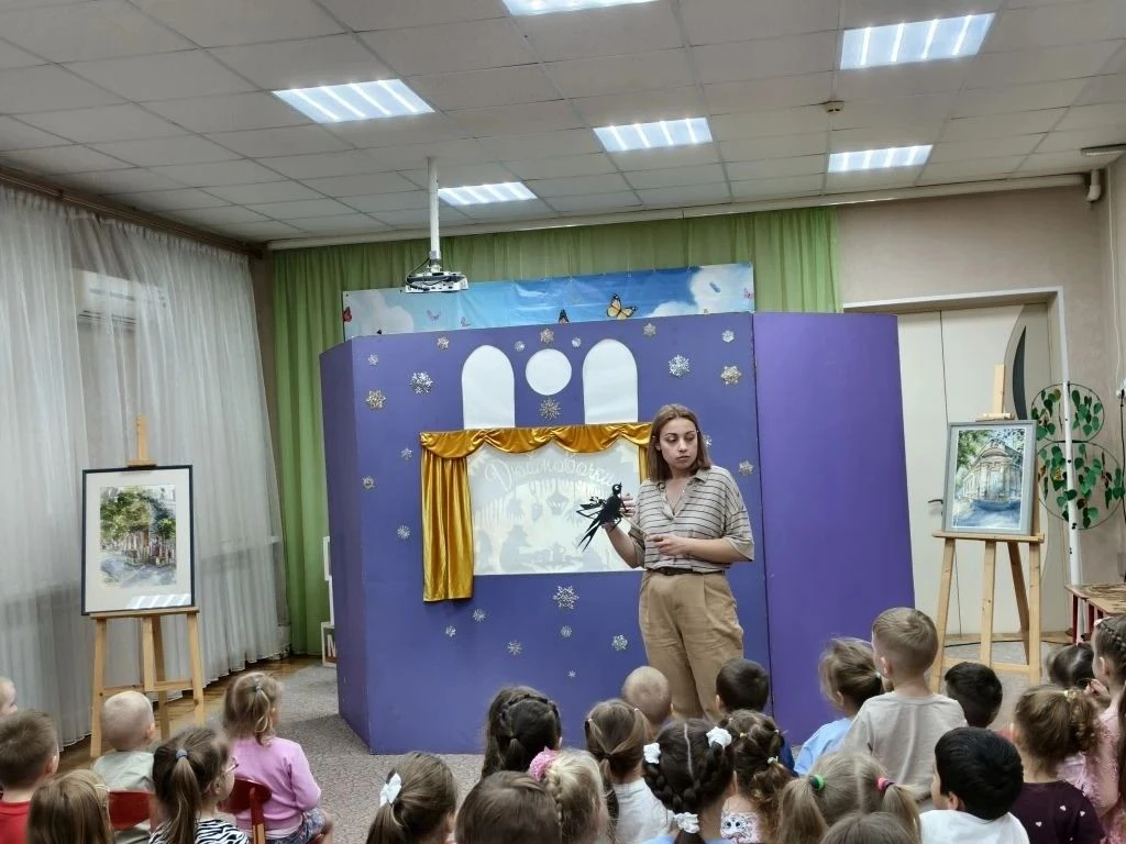 Теневой театр – это отличное волшебное представление для детей, способное заинтересоват...