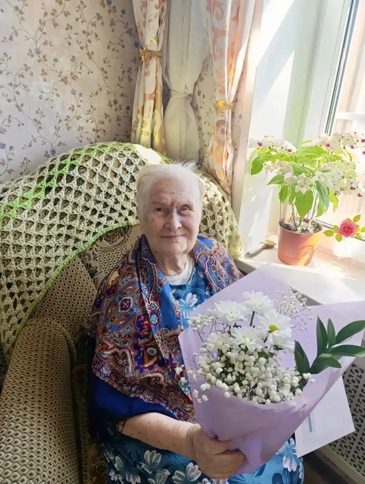 🎉 101-й день рождения отметила жительница Бора Патракова Анна Ивановна.