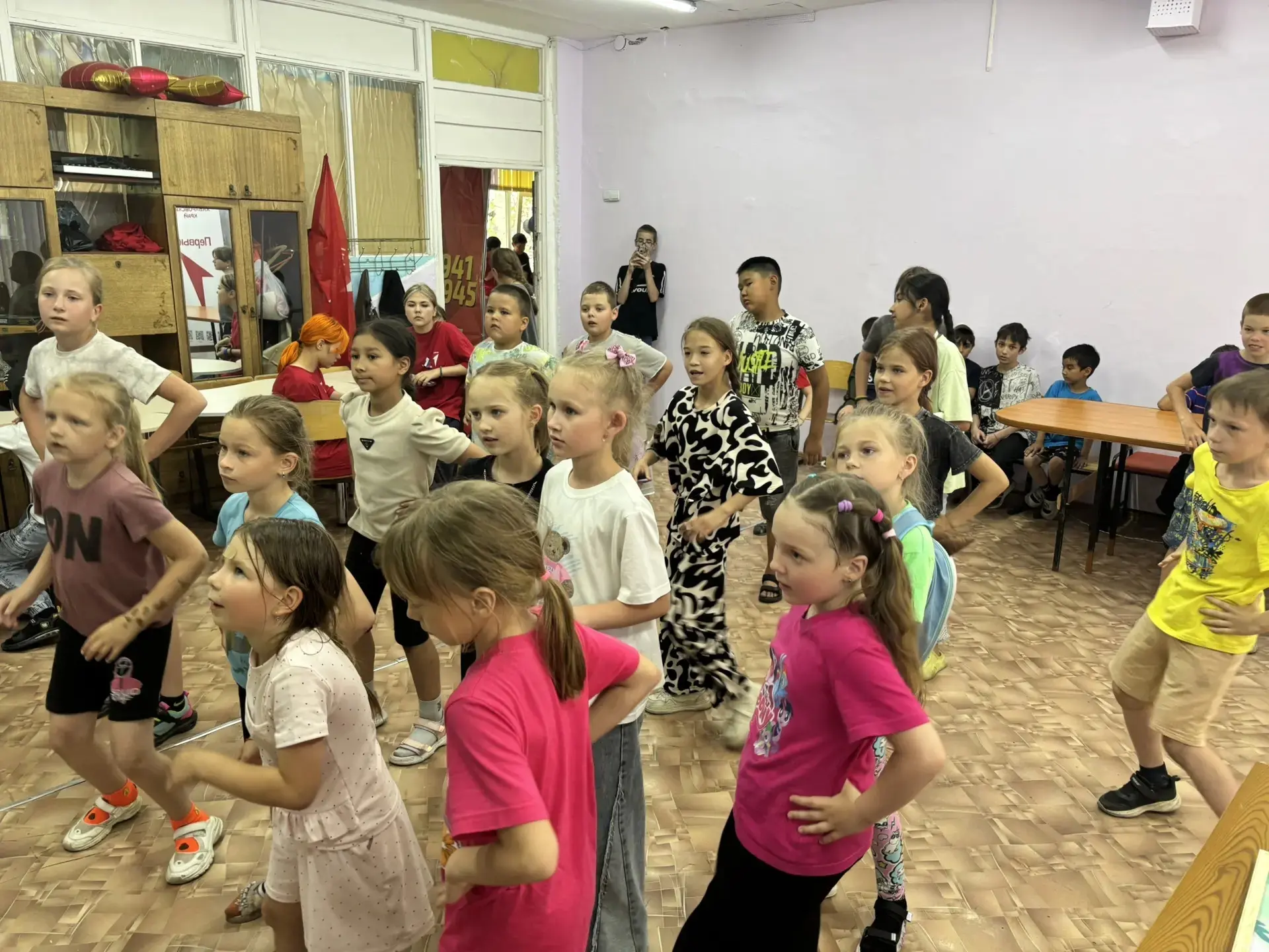 18 июня. Завершение насыщенного дня в летнем лагере на самой танцевальной ноте! Под зажигательные хи