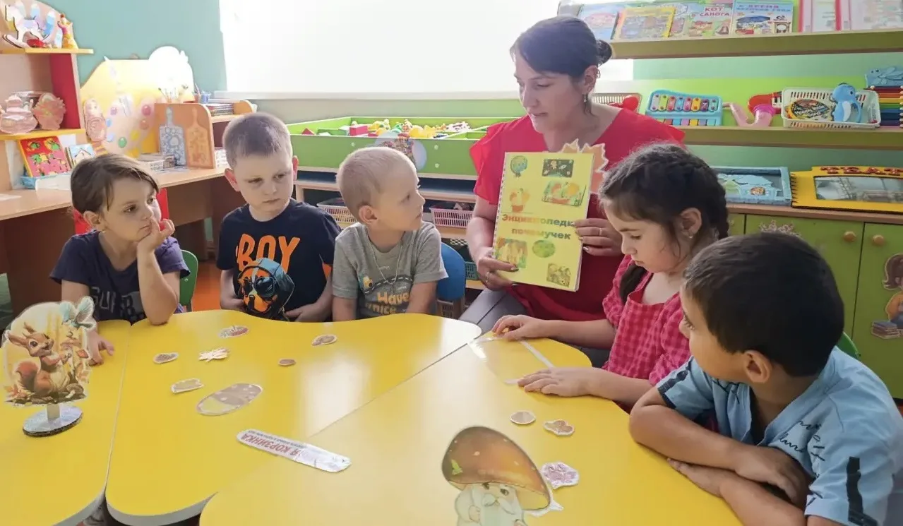 Ребята смешанной дошкольной группы дополнили «Энциклопедию Почемучек" новыми развивающи...