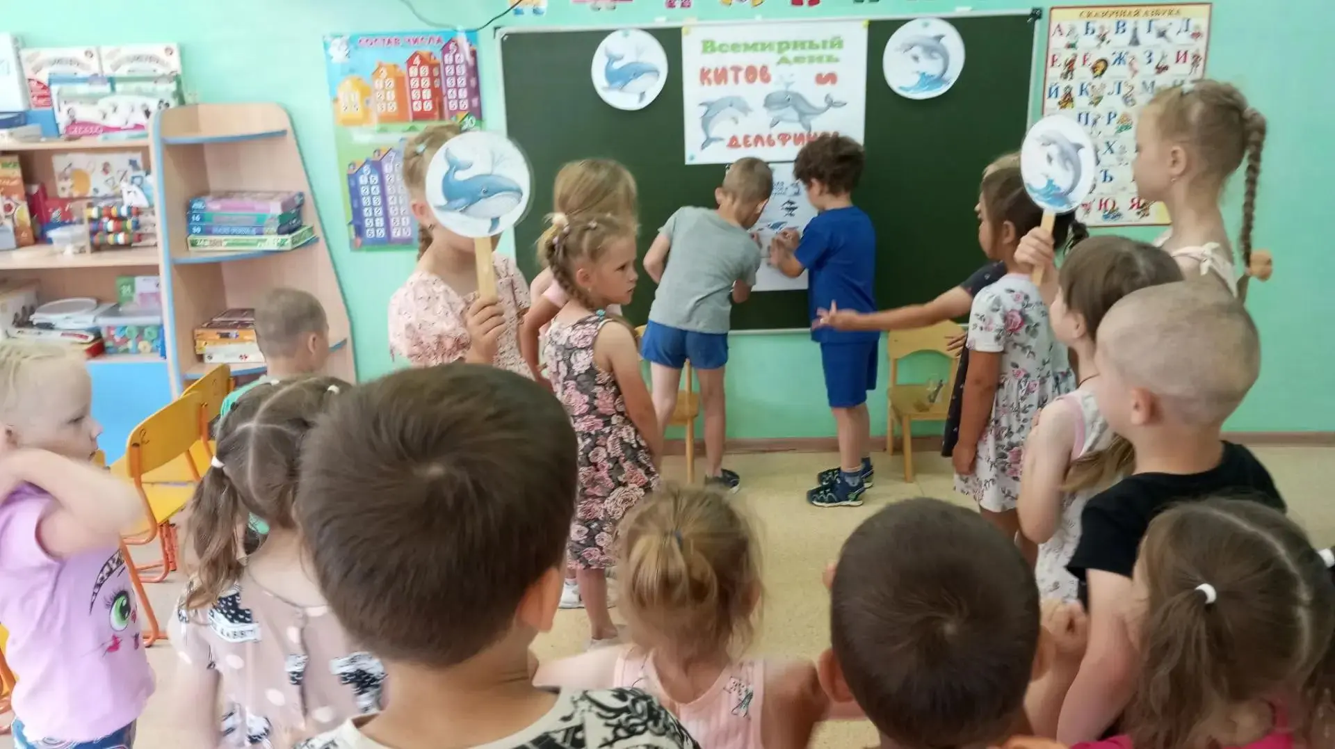 23 июля в 5 группе прошла увлекательная интеллектуальная игра под названием "Мир дельфинов и китов".