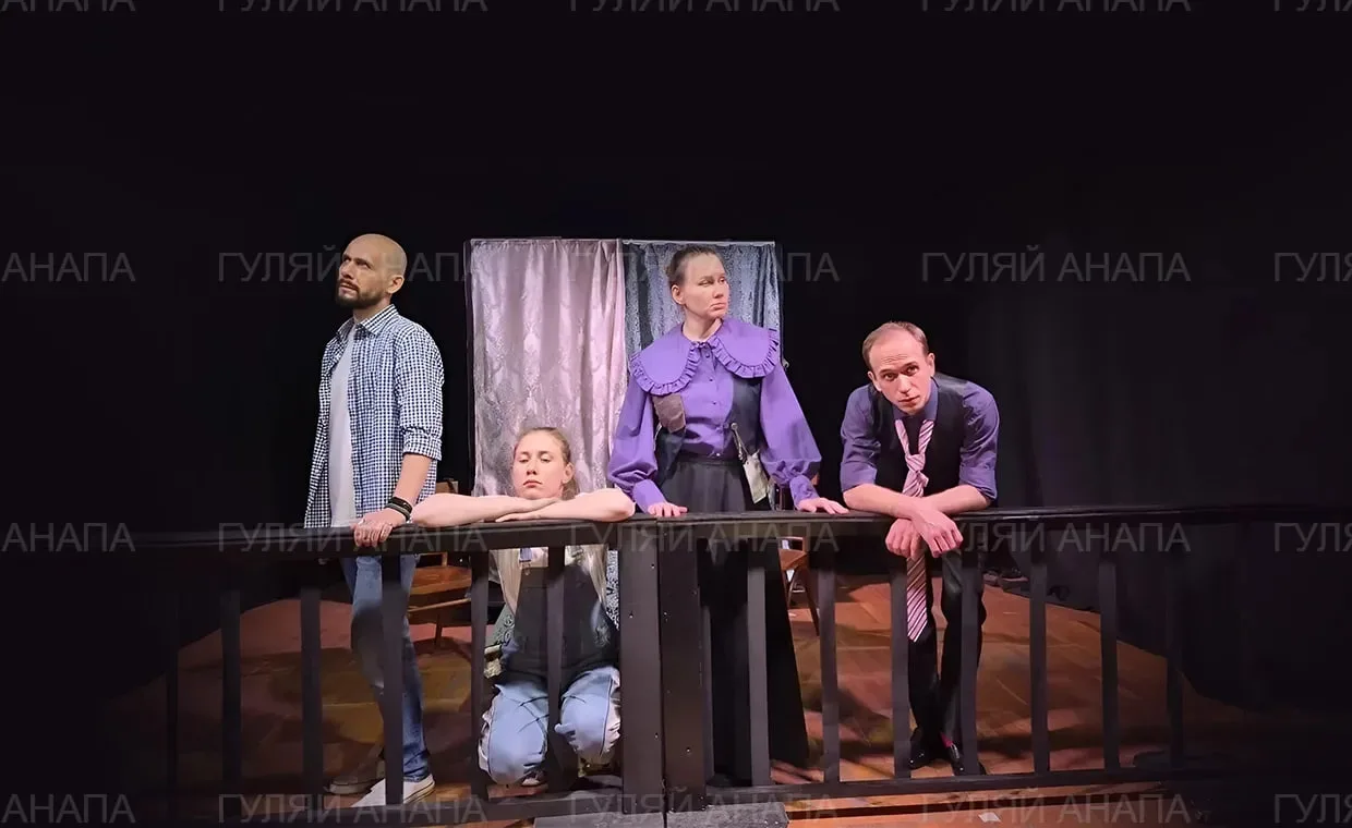 Спектакль «Серые будни» в Городском театре

19.06 | 19:00 | Городской театр |  400–600 ₽  

Место на