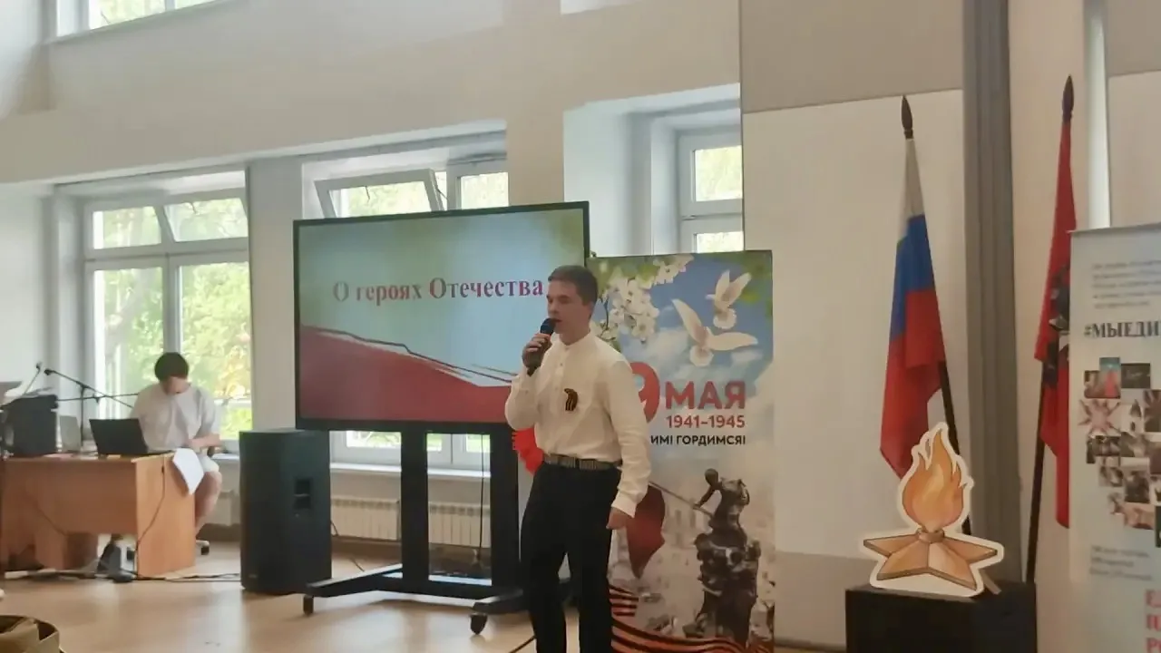 Литературная гостиная: строки, написанные в окопе и в тылу  В преддверии Дня Победы в нашей школе пр
