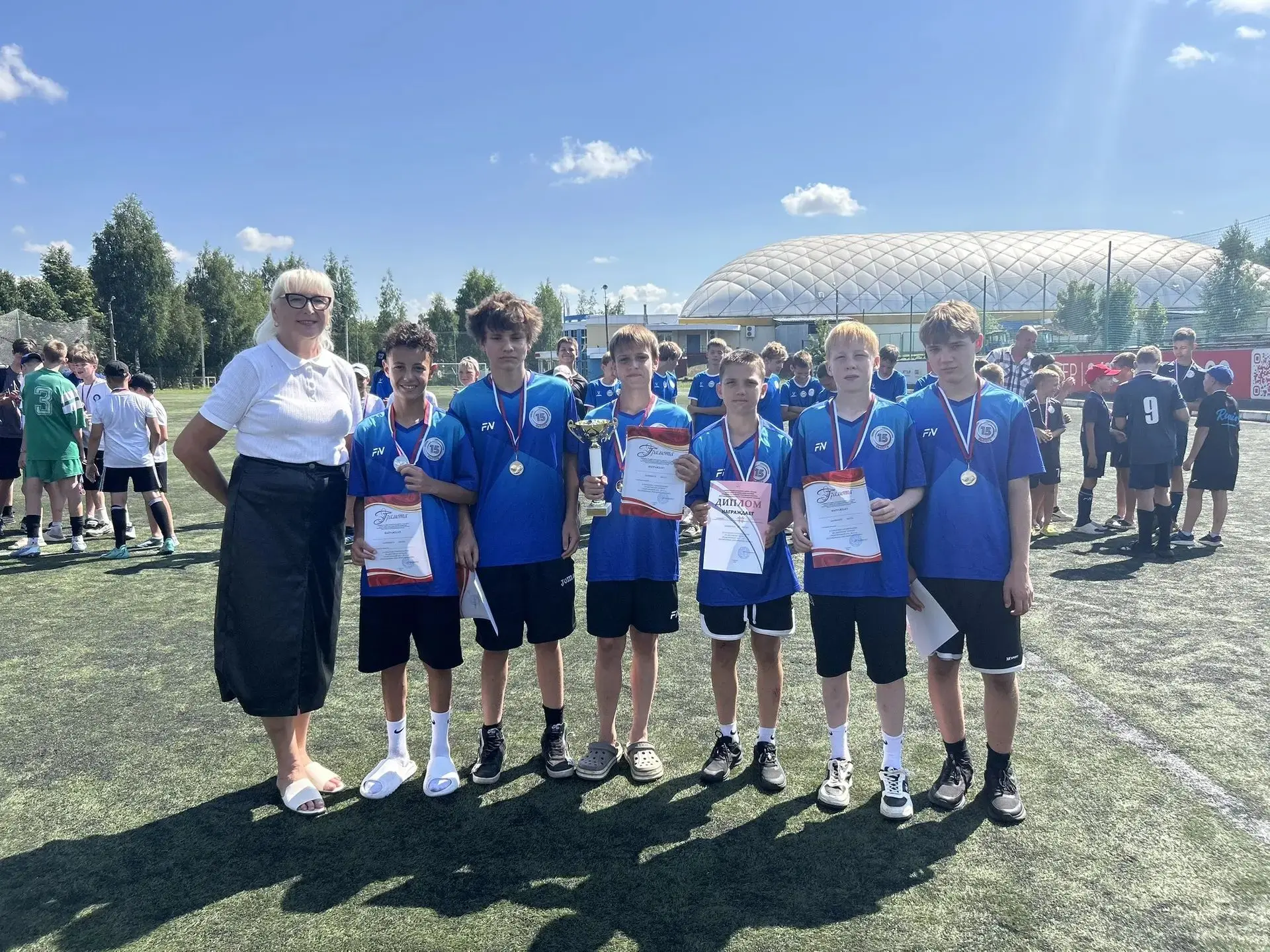 Мальчишки #Высоты отметили День физкультурника серебром🥈в соревнованиях по дворовому ф...
