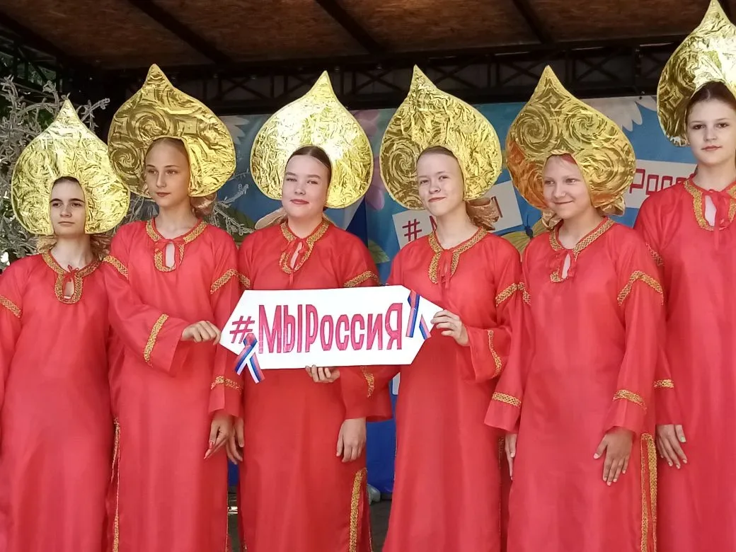 12 июня в Кардымово состоялся великолепный праздничный концерт, посвящённый Дню России!
