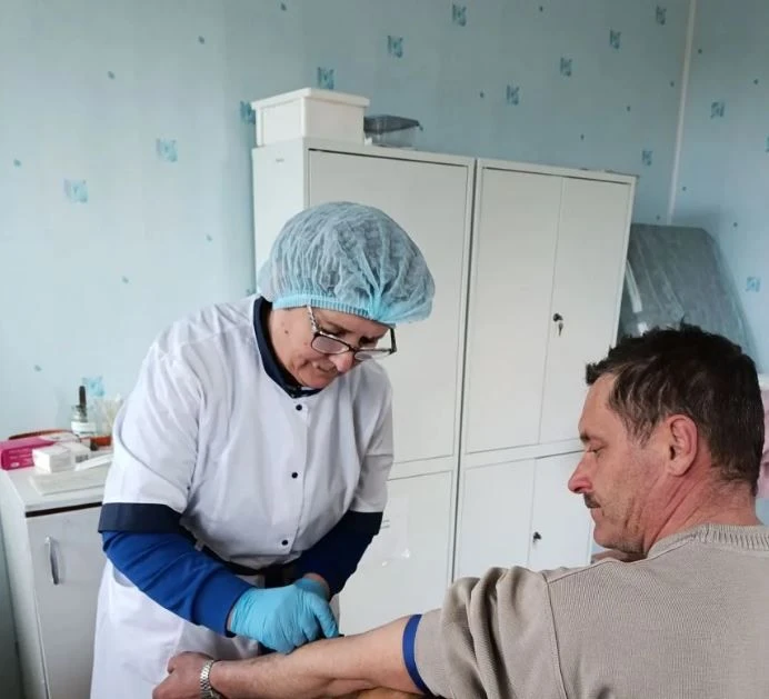 🚑 21 апреля 2026 года осуществлен выезд специалистов ОБУЗ «Тимская ЦРБ»,  в составе вр...