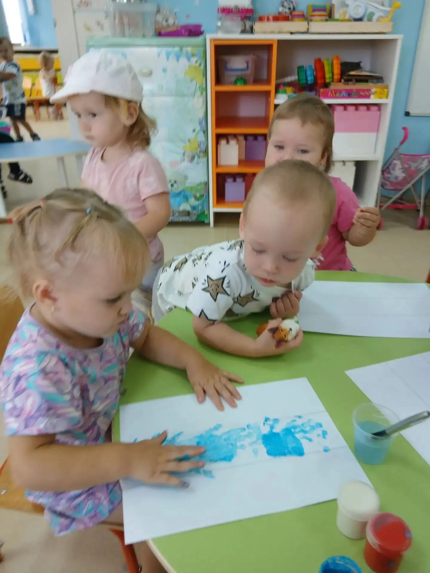 🎉 День Российского флага в нашей группе раннего возраста! 🎉