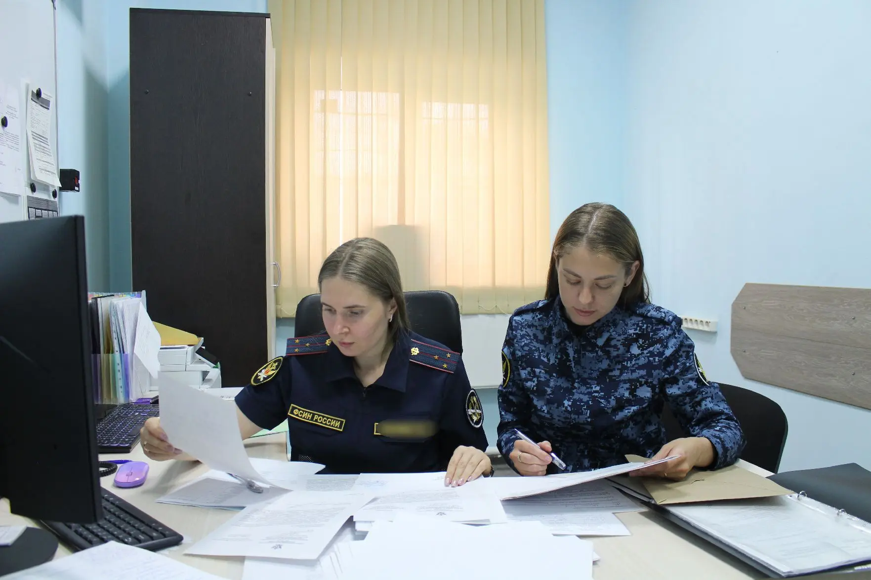 Сотрудниками аппарата Главного управления проводится комплексная работа кураторского контроля
 
Сотр