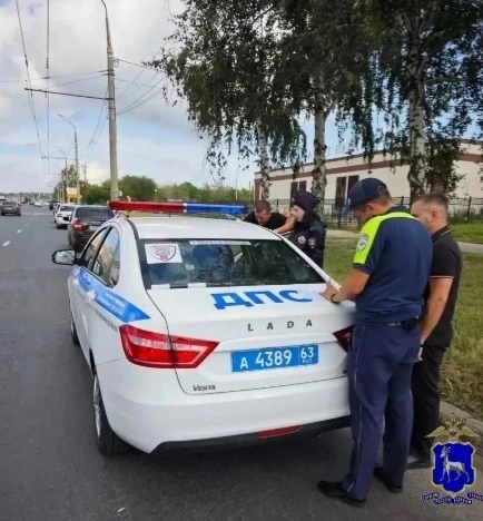 Погоня во дворах: в Тольятти поймали мужчину с крупной партией наркотиков
