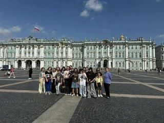 Учащиеся художественного отдела, а также ученики отдела духовых и ударных инструментов,...