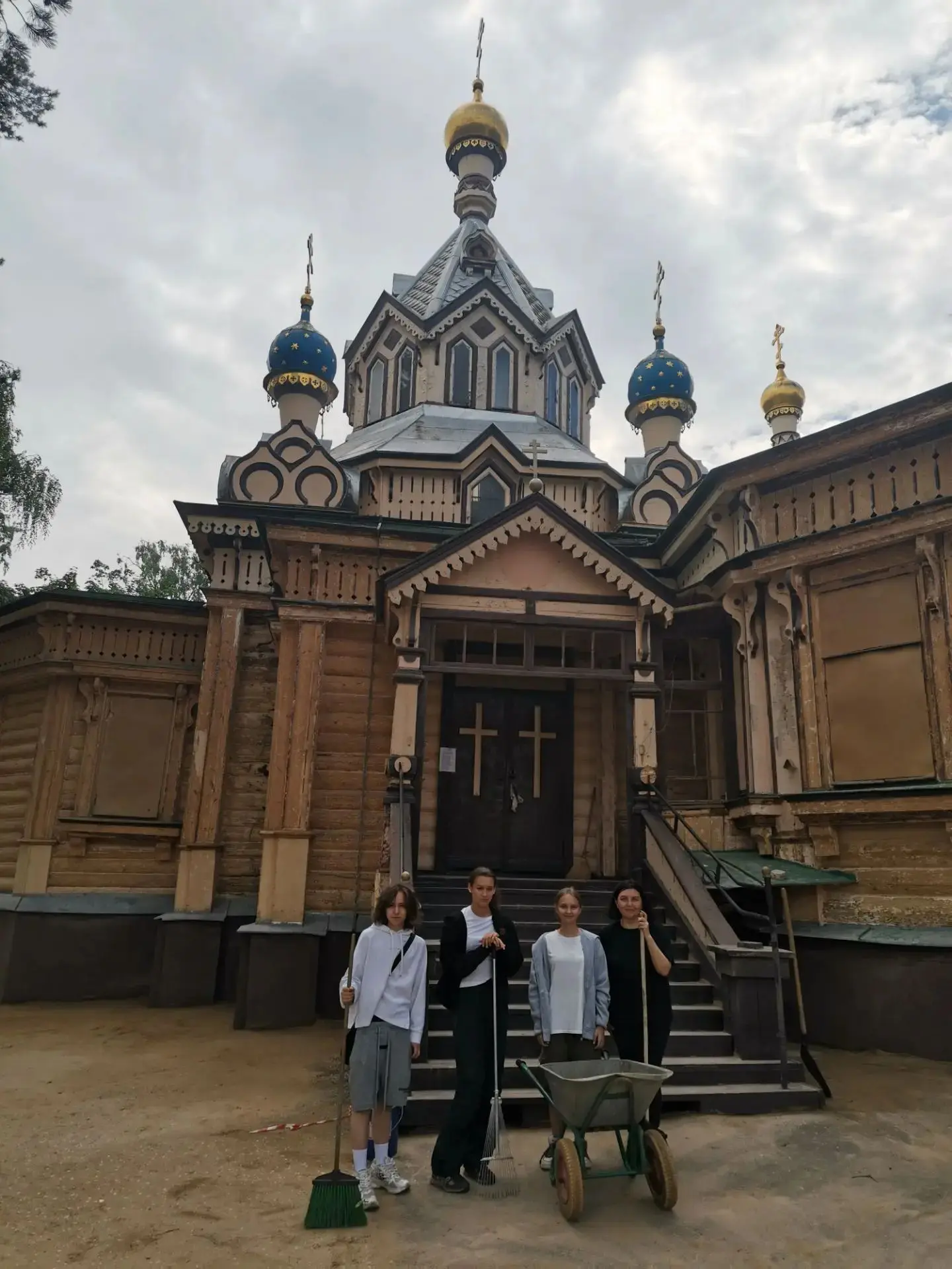 🕌 История Храма Живоначальной Троицы в Удельной: дыхание времени🕌

Храм Живоначальной Троицы в пос