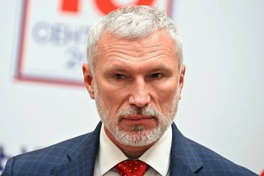 Депутат Госдумы Алексей Журавлёв призвал начать воевать всерьез, заявив, что для прекращения атак бе