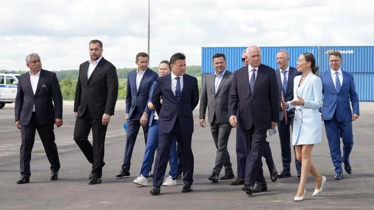Высокие технологии в Чехове: в Подмосковье открыли современный сухой порт  Губернатор Московской обл