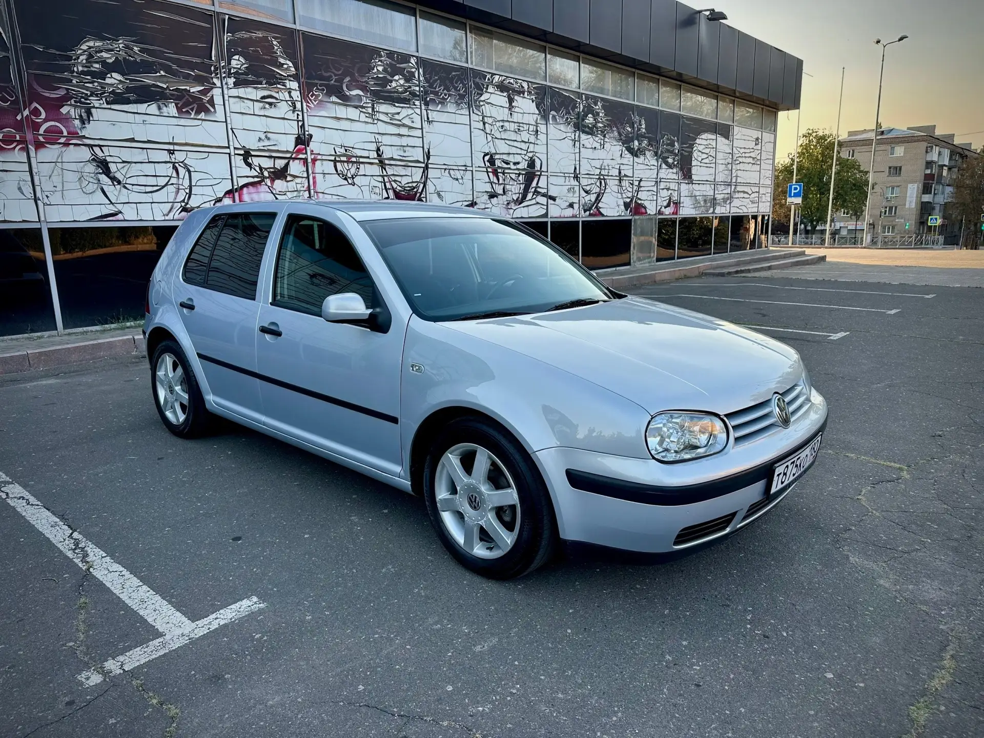 Продам Volkswagen Golf 4