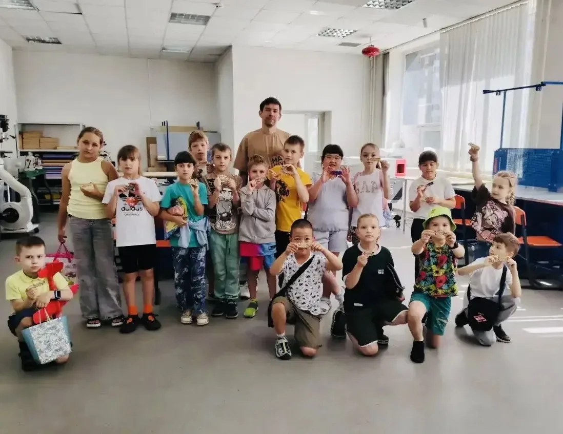 🌟 В лагере «Воображариум» невероятно увлекательный и яркий день! 🌈✨ Наши талантливые ребята погруз