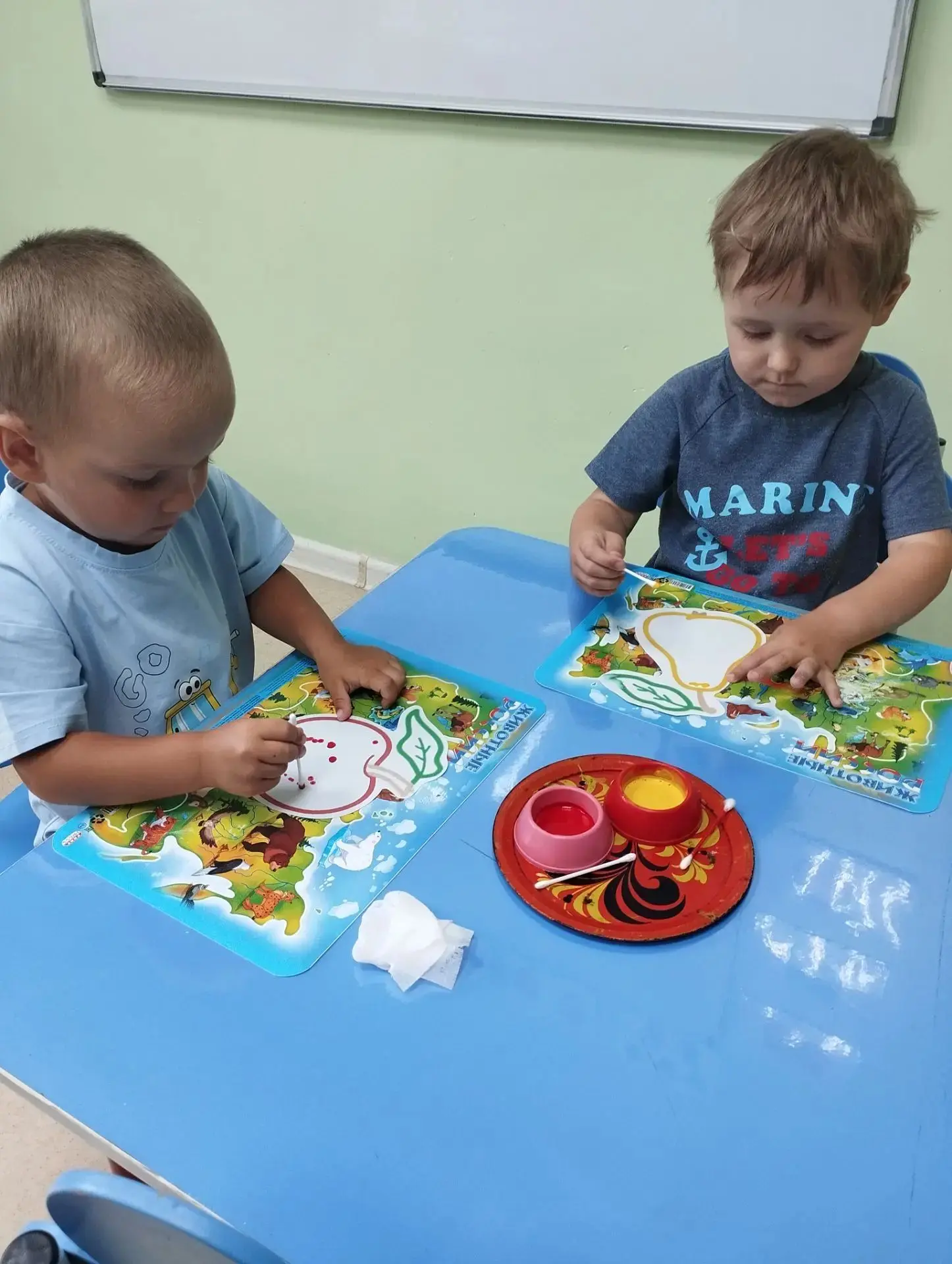 Рисование ватными палочками