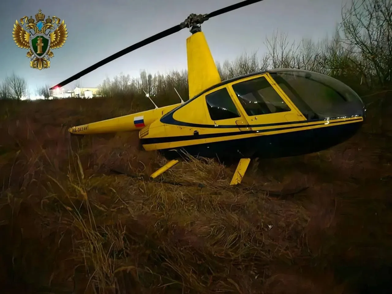 🚁 Хабаровские спасатели вылетели на поиски вертолета в Приморье 

Ми-8 со спасателями РПСО помогает